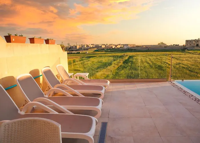 Inni Holiday Home With Infinity Pool