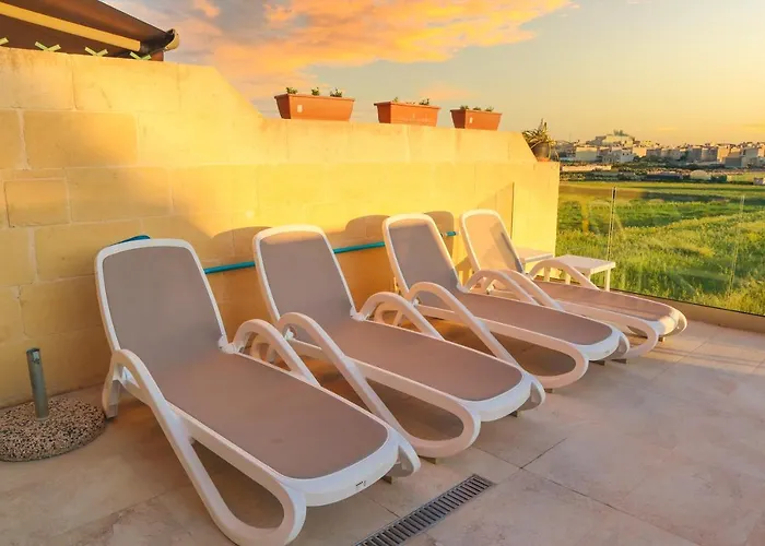Inni Holiday Home With Infinity Pool